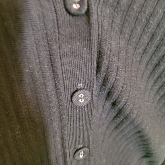 Leo & Sage Rib Knit Cardigan Cropped Sweater Mid Weight Sweater Black Sz L - Picture 2 of 6